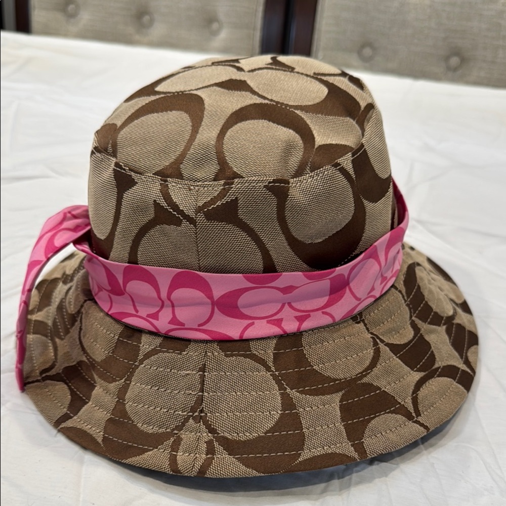 Authentic Coach Pink Patterned Hat - Picture 3 of 10